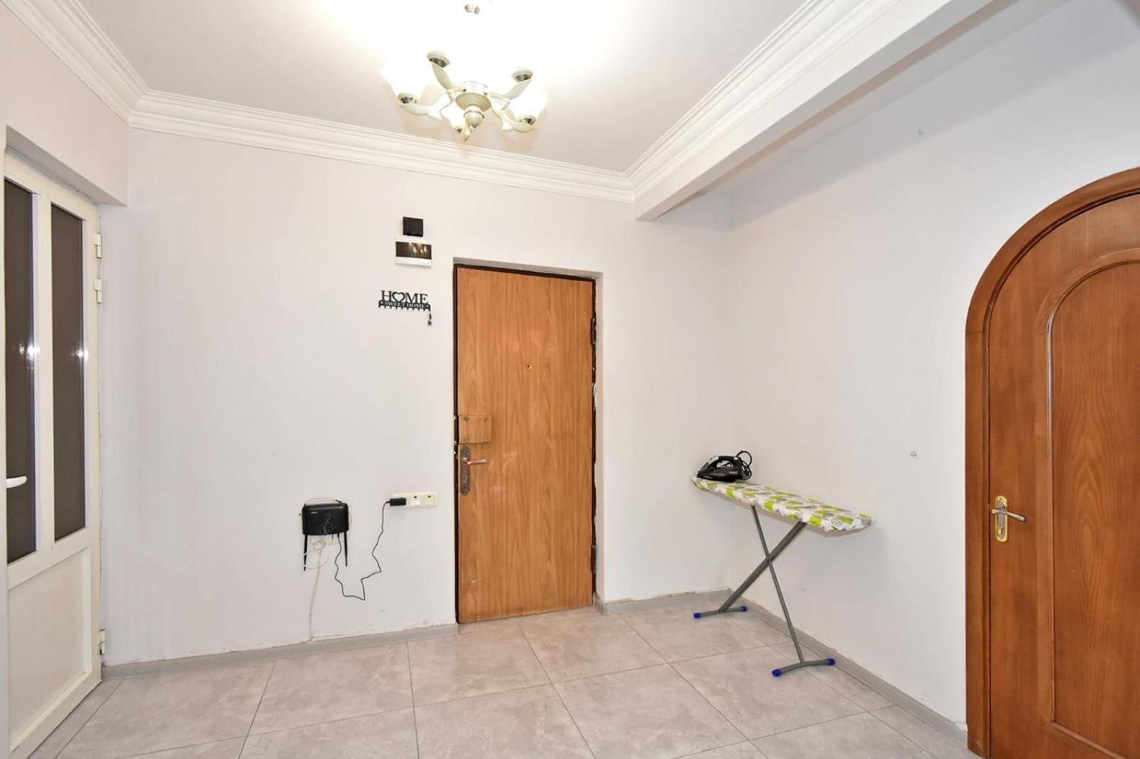 Luxury Spacious Apartment On Saryan Street.Centre Jerevan Exteriér fotografie